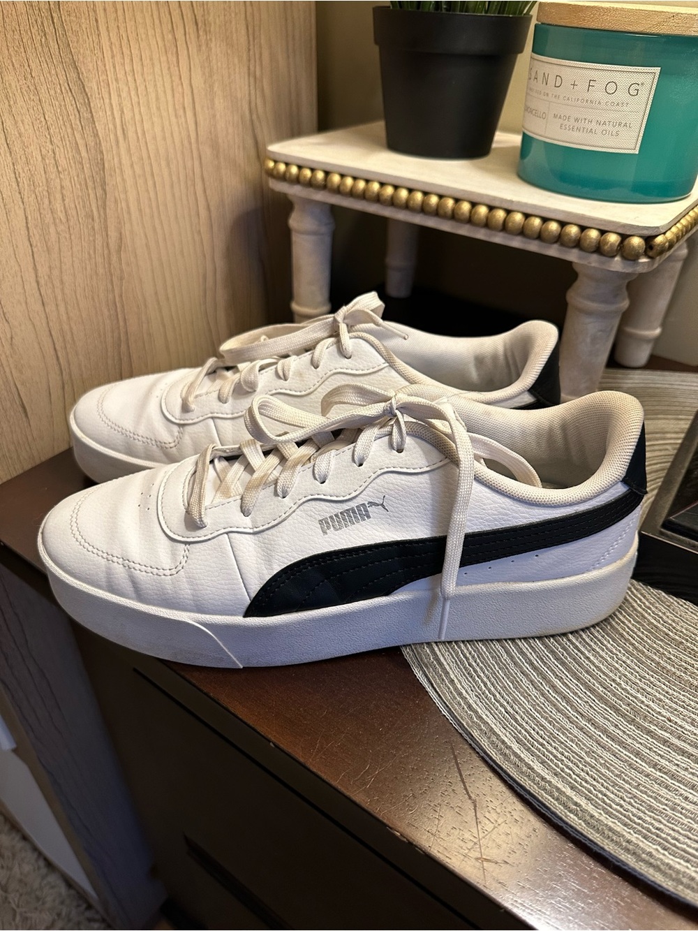 Puma White Sneakers with Black Formstrip